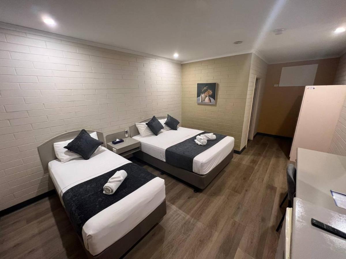 Katherine Motel Екстер'єр фото