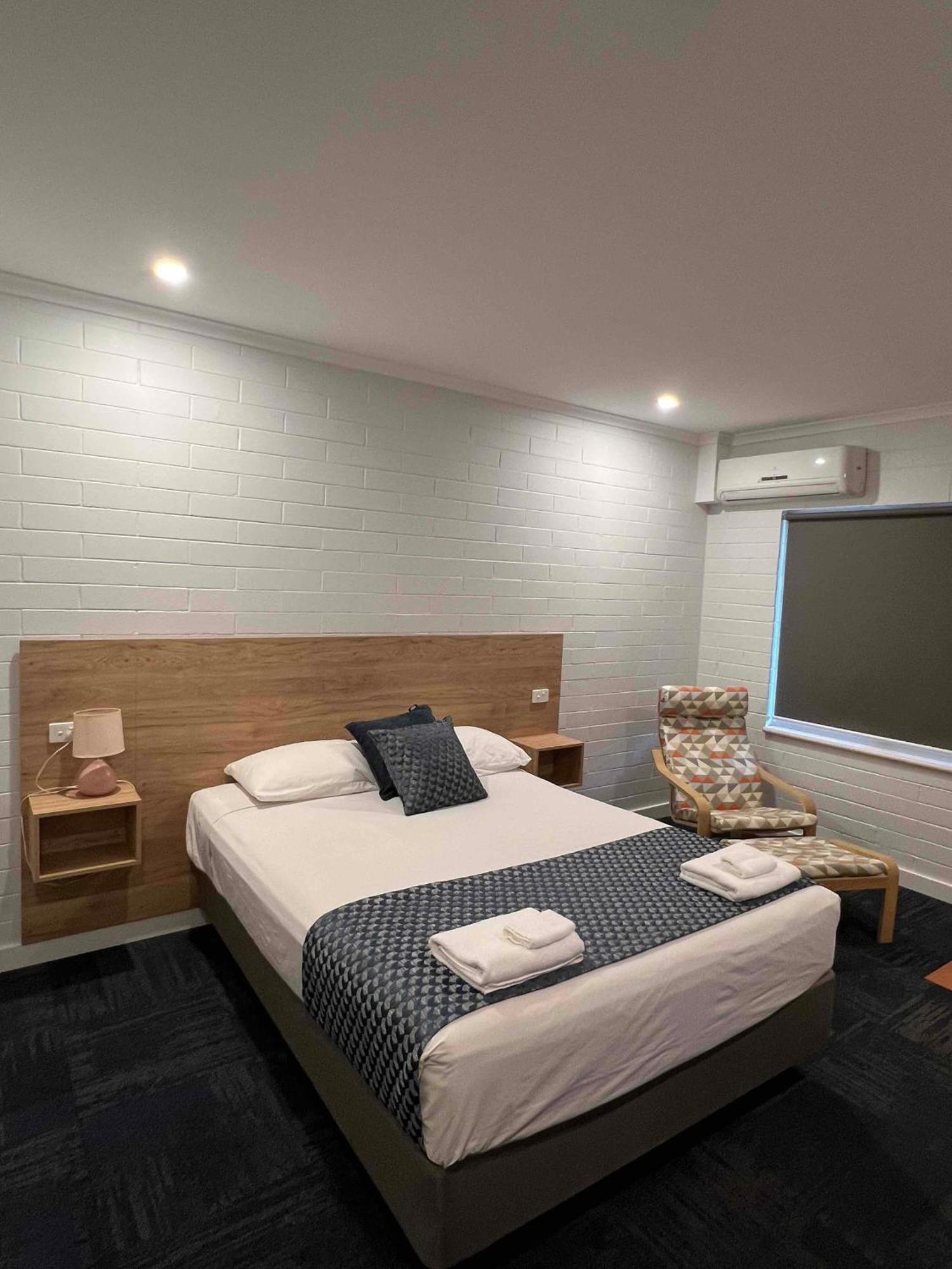 Katherine Motel Екстер'єр фото